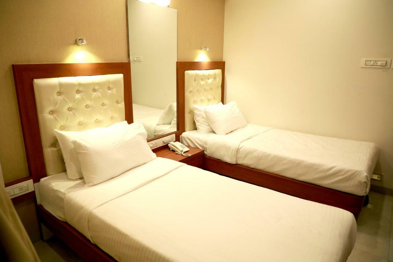 Hotel Lords, Fort Mumbai Exterior foto